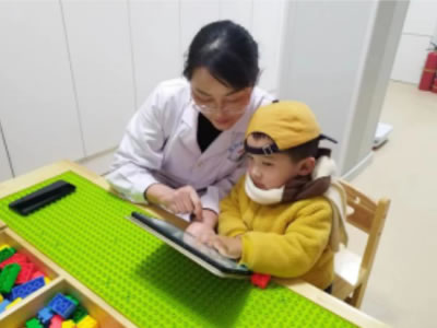 【關(guān)注言語以愛護(hù)航】臥龍婦幼兒童言語心智篩查工作